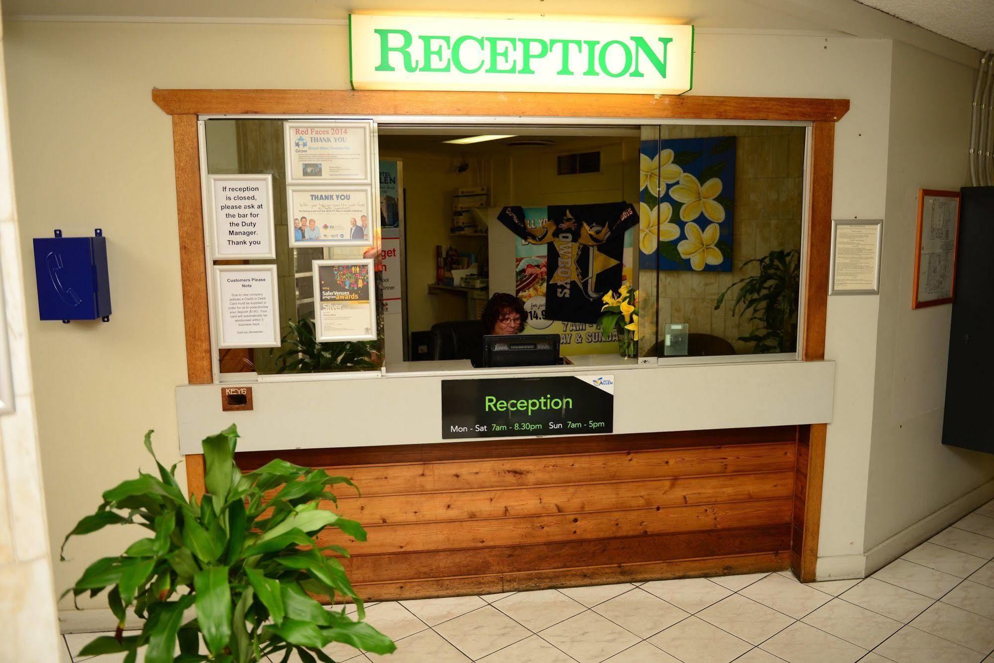 Hotel Allen Townsville Extérieur photo
